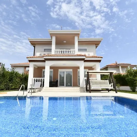 Aguarius Villas