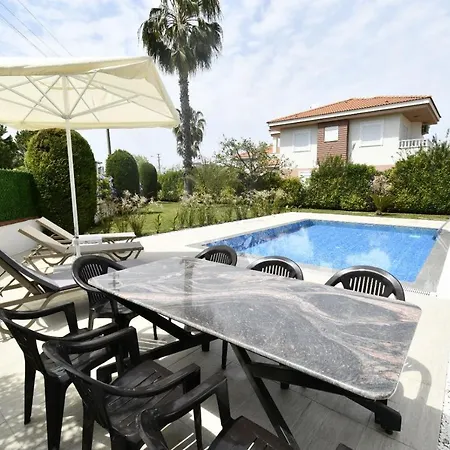 Aguarius Villas